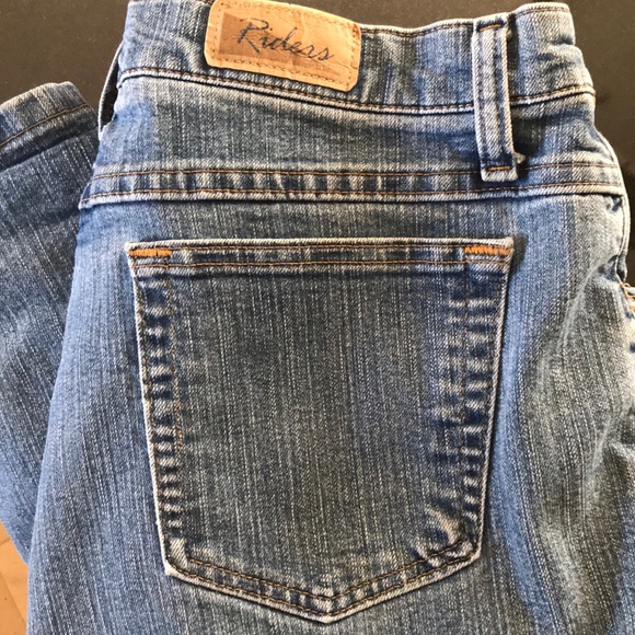 Gently loved Lee Rider Jeans - Picture 3 of 5